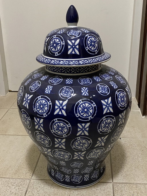 Große chinesische Vase