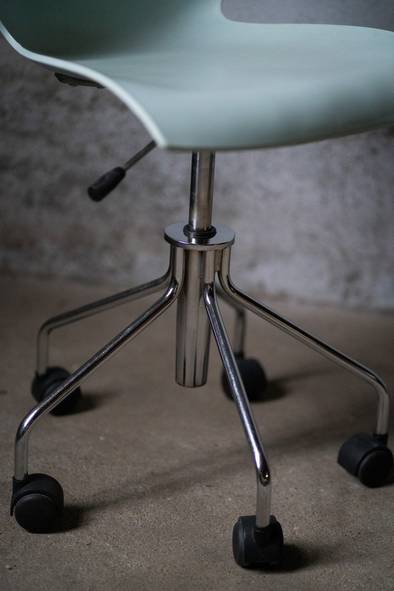 Image 1 of Maui Van Vico Magistretti Stuhl