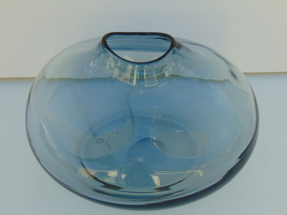 Image 1 of Hysterie Mund Vase