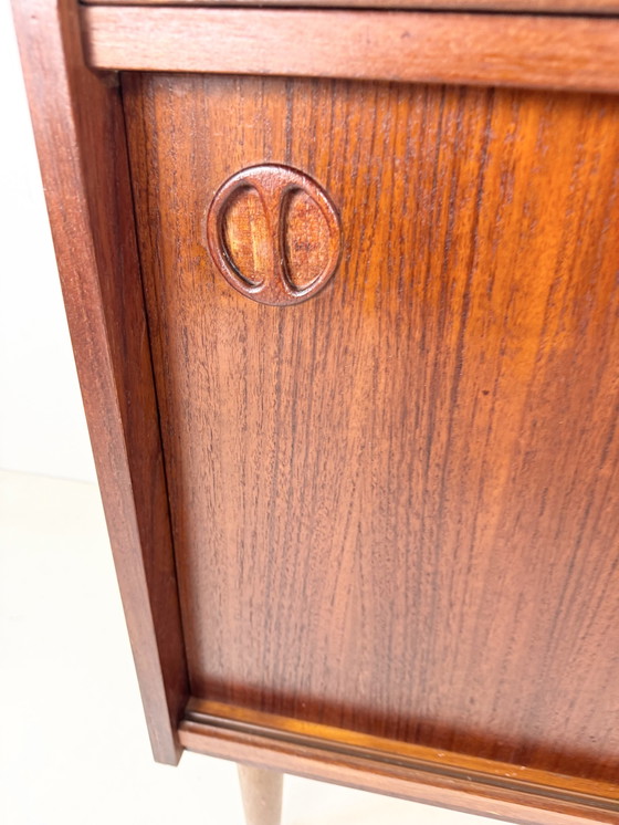 Image 1 of Dänischer Wandschrank aus Teakholz