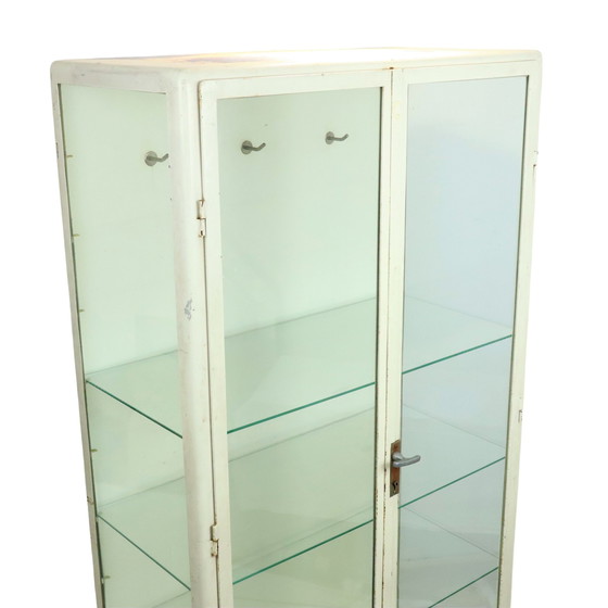 Image 1 of Alter Apothekerschrank Vitrine