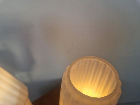 Image 1 of 1950er Teakholz und Milchglas Tischlampe