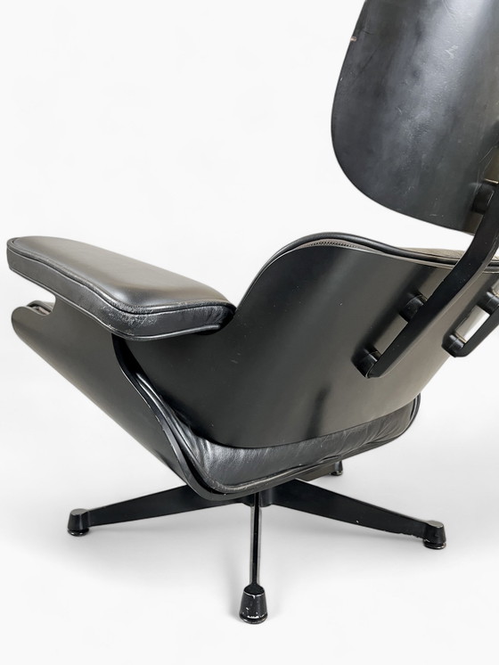 Image 1 of Icf - EA670 - Charles & Ray Eames