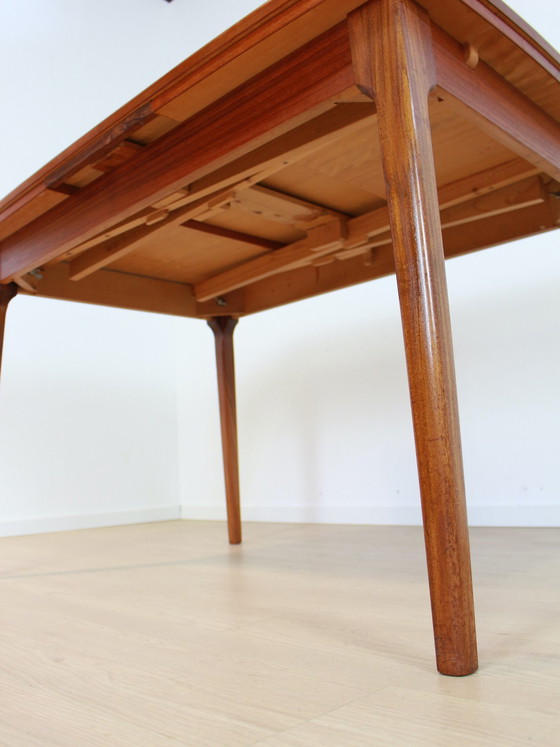 Image 1 of Vintage Teak Esstisch (ausziehbar)