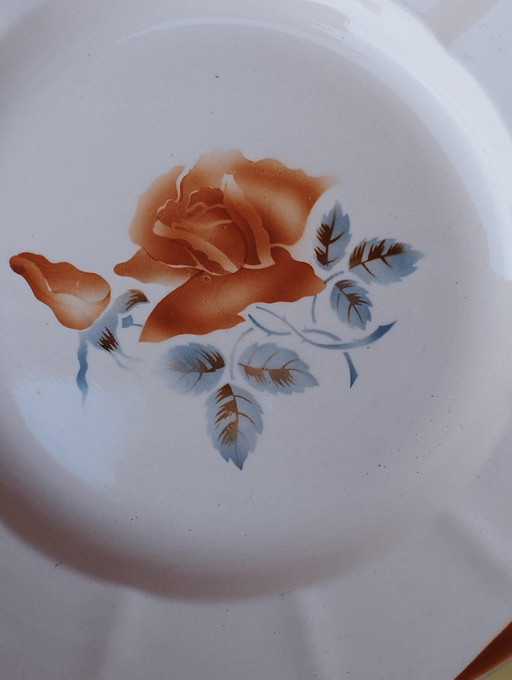 Digoin Sarreguemines-Tischkultur-Altes Geschirr-Formstück-Servierplatte-sehr großer Teller-Rose - D: 31 Cm