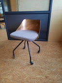 Robuster Hocker