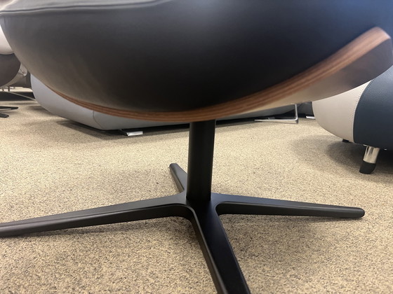 Image 1 of Leolux Cream Fußhocker Noli Carbone schwarz