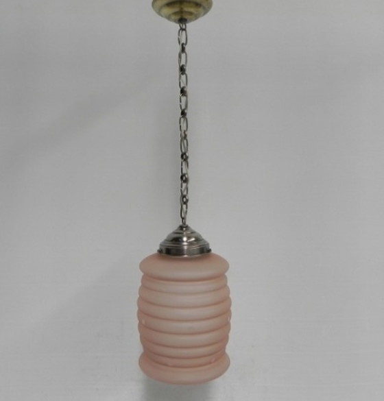 Image 1 of Art Deco Hängelampe mit rosa Milchglasschirm