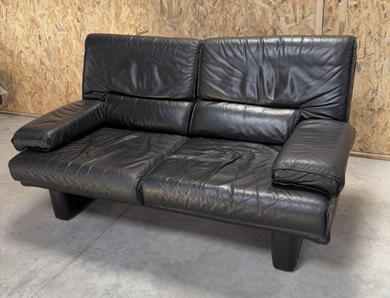 Image 1 of Junge internationale Bank