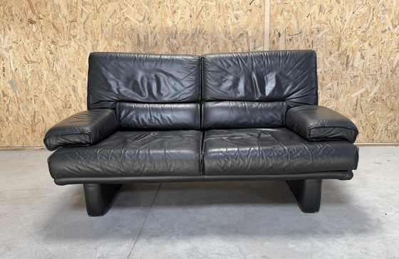 Image 1 of Junge internationale Bank