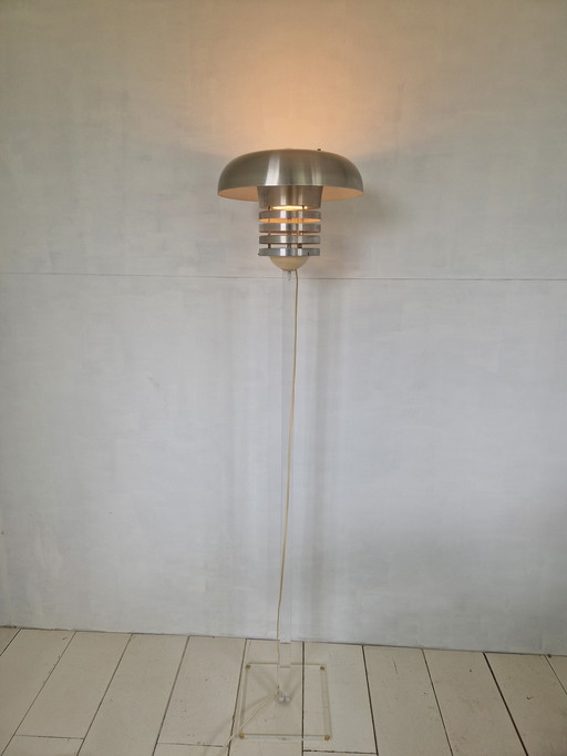 Stehlampe im Vintage-Design
