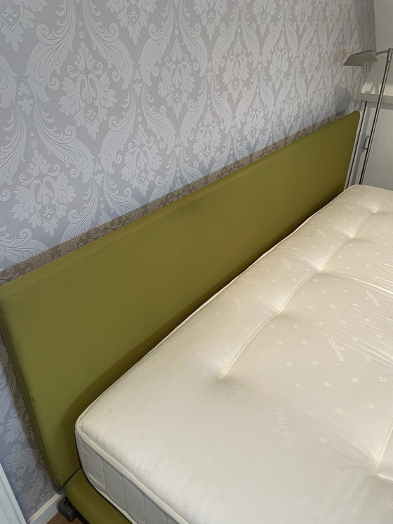 Image 1 of Zanotta von De Pas, D'Urbino und Lomazzi Doppelbett Milano entworfen von De Pas, D'Urbino und Lomazzi