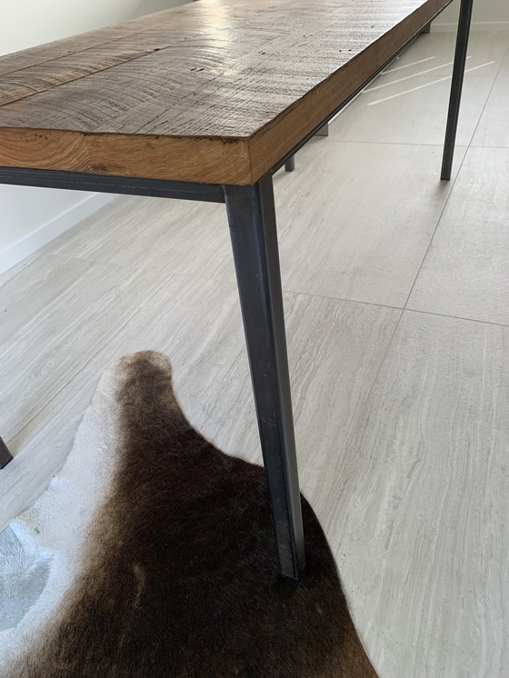 Image 1 of Maßgeschneiderter Esstisch