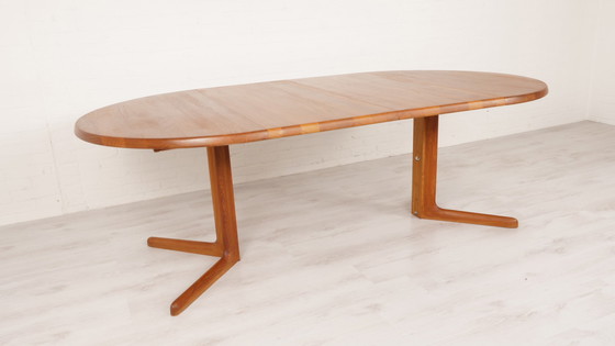 Image 1 of Runder Vintage -Esstisch aus massivem Teakholz, 217 cm