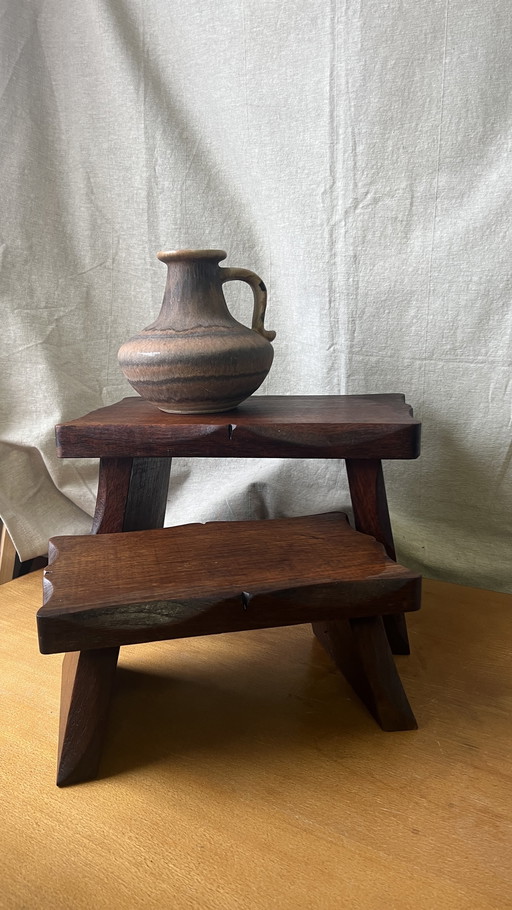 Mimi-Set mit 2 brutalistischen Tischen