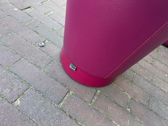 Image 1 of Leolux Barillo Hocker Rosa Lila