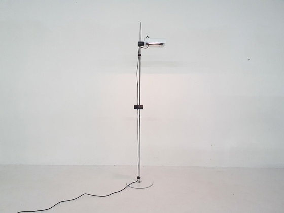 Image 1 of Design-Stehlampe aus weißem Metall von Joe Colombo, Italien 1980er Jahre