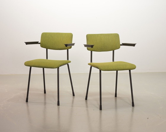 Image 1 of Dutch Design Vivid Green Gispen Esszimmerstühle Modell 1235 von André Cordemeyer. Satz von 6. Die Niederlande, 1960er Jahre.