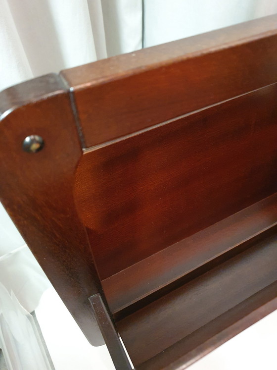 Image 1 of Vintage Zeitungsständer Holz Mahagoni