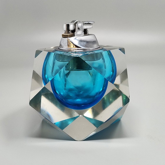 Image 1 of 1960er Jahre atemberaubende blaue Tabelle Feuerzeug in Murano Sommerso Glas von Flavio Poli für Seguso