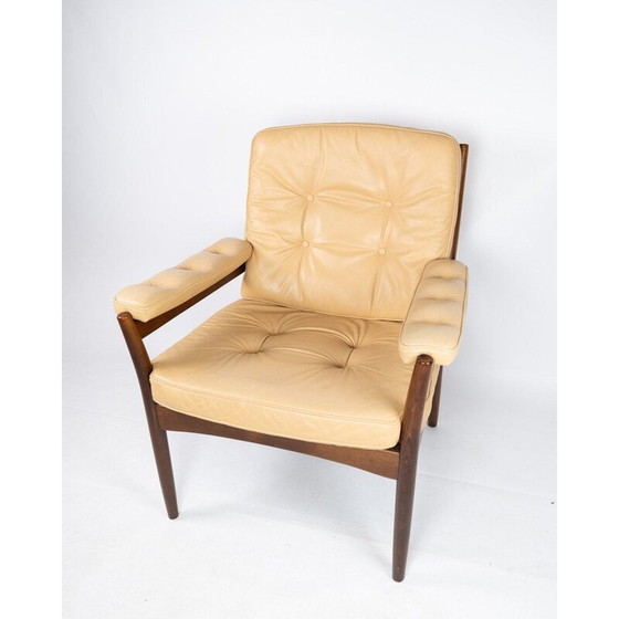 Image 1 of Vintage Sessel in dunklem Holz und mit Leder gepolstert, Dänisch 1960er