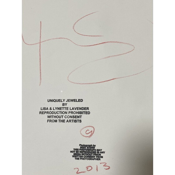 Image 1 of Vintage-Foto "Marilyn New Boob Smile Jeweled" von Bert Stern