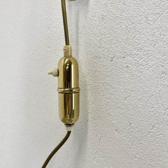 Image 1 of Minimalistische verstellbare Schwenkarm-Gegengewichts-Wandleuchte aus Messing, Deutschland 1950er Jahre