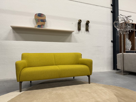 Image 1 of Leolux Evidence Santosa Sofa 2.5 Sitzer Panama Stoff Gelb