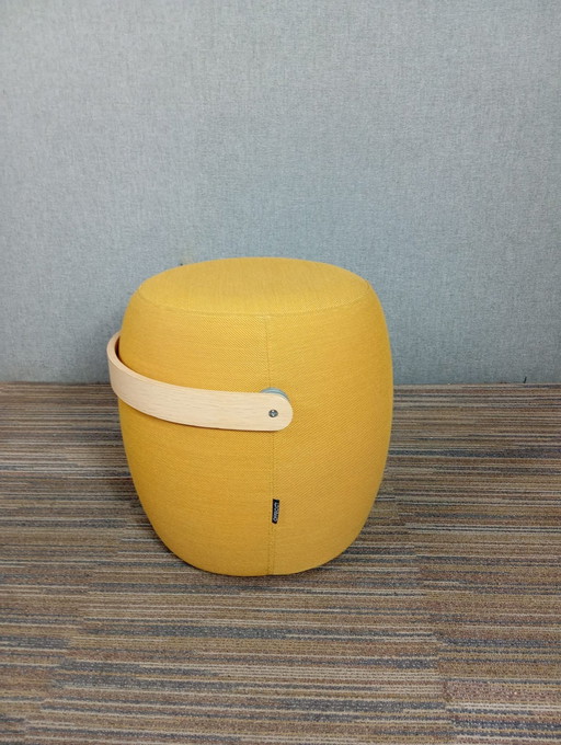 1X Offecct Carry On Pouf