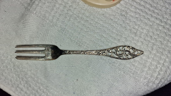 Image 1 of Vintage Antike Kuchengabeln Ajour-Motiv