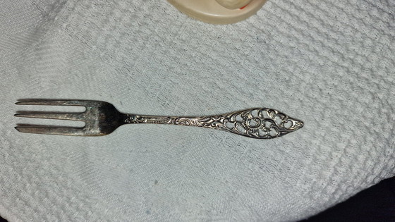 Image 1 of Vintage Antike Kuchengabeln Ajour-Motiv