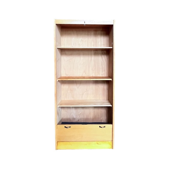 Image 1 of Kleiderschrank mit Rollladen