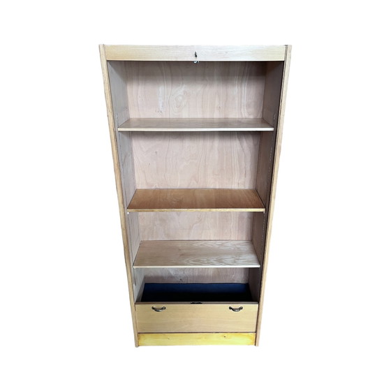 Image 1 of Kleiderschrank mit Rollladen