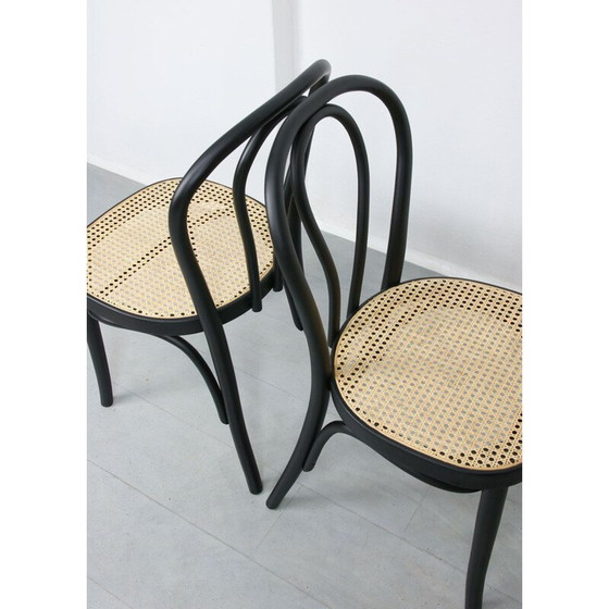 Image 1 of Paar schwarze Vintage-Stühle von Michael Thonet