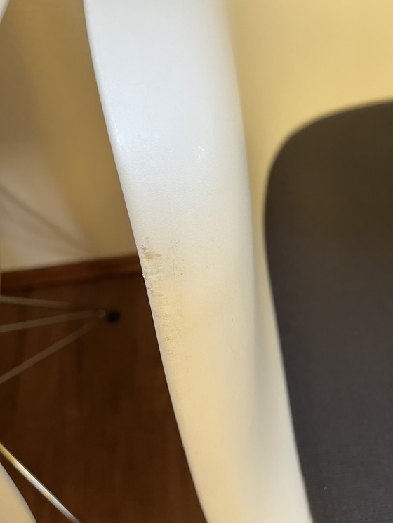 Image 1 of 6 neuwertige Stühle von Vitra