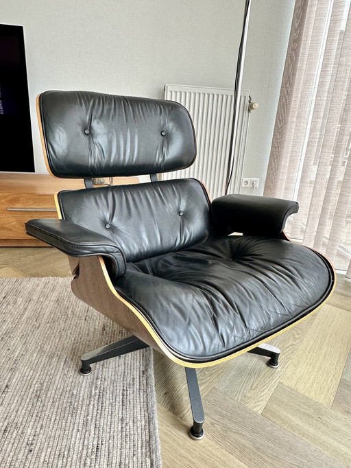 Eames Lounge Chair Herman Miller