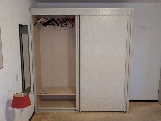 Image 1 of Garderobe Weiß