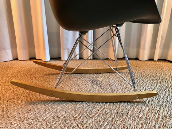 Image 1 of Eames Rar Re Schaukelstuhl von Vitra