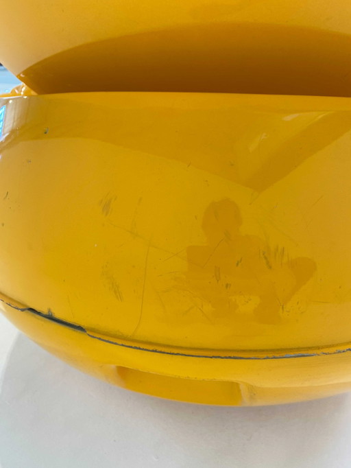 Peter Ghyczy Egg Chair-Klon