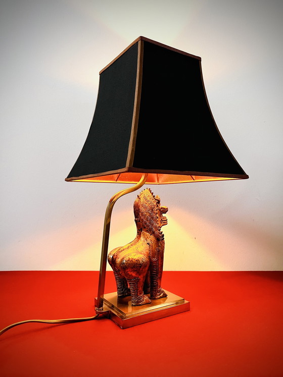 Image 1 of Vintage Thai Singha Lion / Foo Dog Tischlampe - im "Maison Jansen Stil"- 1960er Jahre