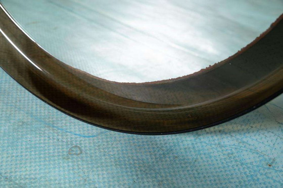 Image 1 of Guzzini minimalistischer runder Spiegel, Spiegel im Memphis-Stil