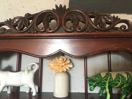 Image 1 of Vintage-Wandregal aus geschnitztem Holz