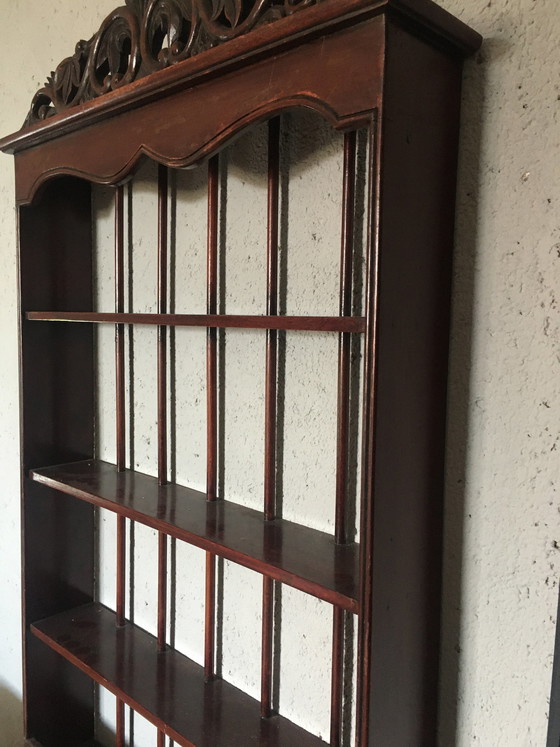 Image 1 of Vintage-Wandregal aus geschnitztem Holz