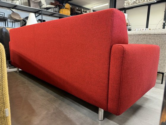 Image 1 of Cloak Sand 3-Sitzer Sofa roter Wollstoff