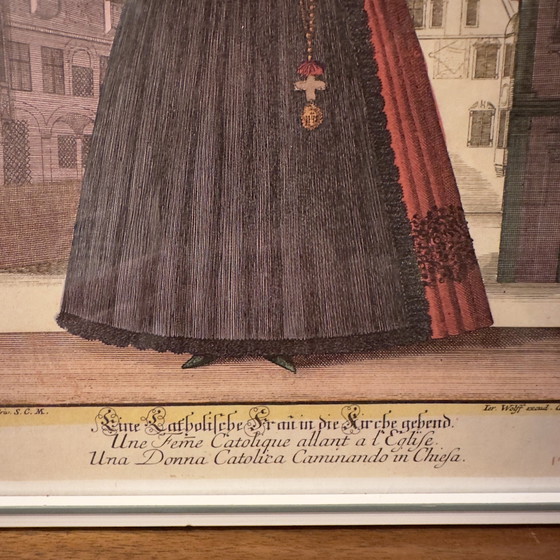 Image 1 of 2x Frauen in Tracht wanddeco