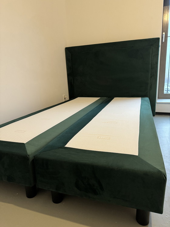 Image 1 of Matt schläft Boxspring