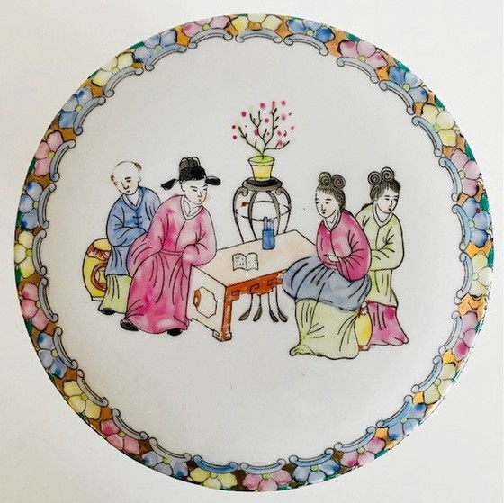 Image 1 of Vintage Chinese handbemalte Teedose Porzellan Pastell 1960er Jahre