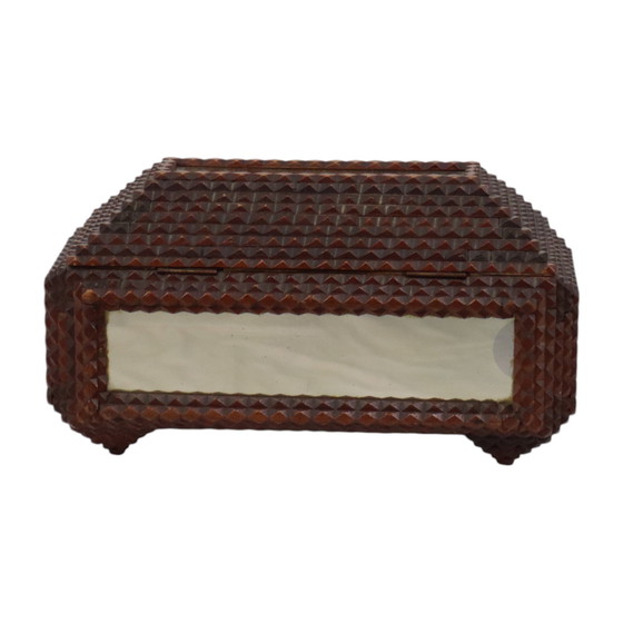 Image 1 of Antike Tramp Art Box Volkskunst