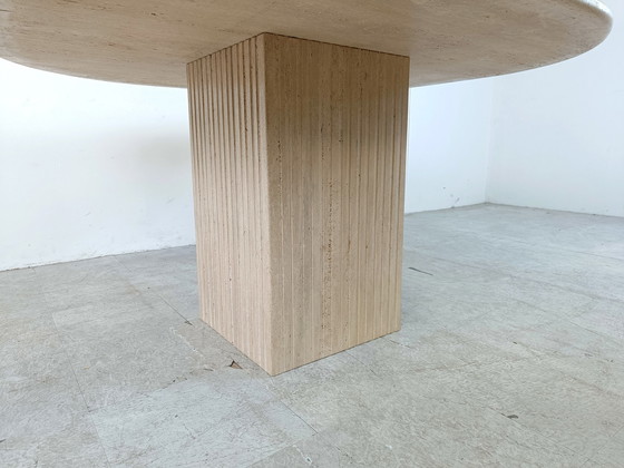 Image 1 of Vintage -Esstisch aus Travertin