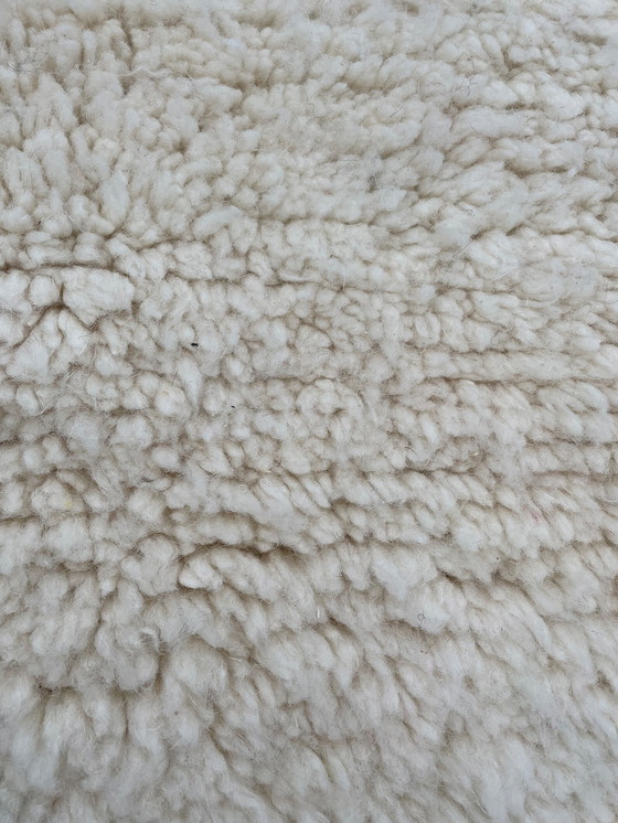 Image 1 of Weiß Modern traditioneller marokkanischer Beni Ouarain-Teppich